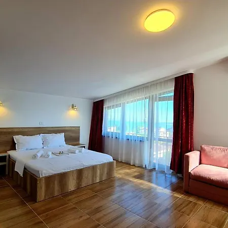 Elina2 Guest house
