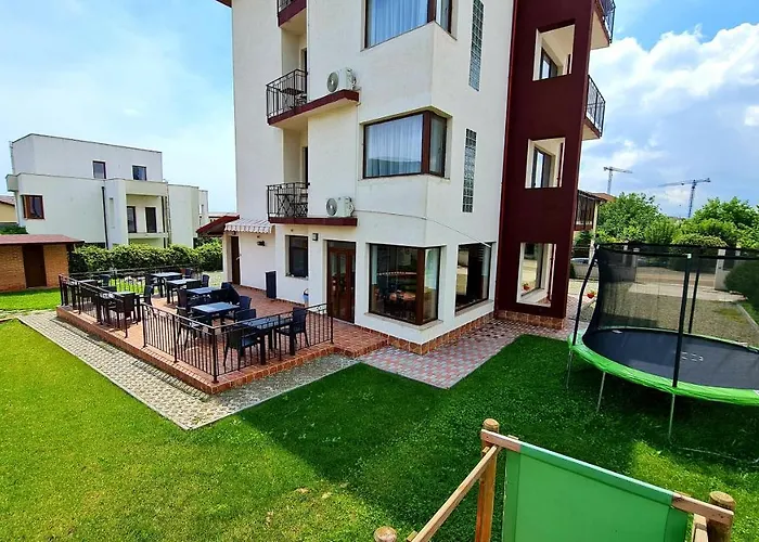 Elina2 Guest house 3*